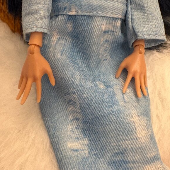 Monster High Cleo de Nile Boo York Fashion Doll Nude With Shoes (SKU: 326TO) - Picture 8 of 14